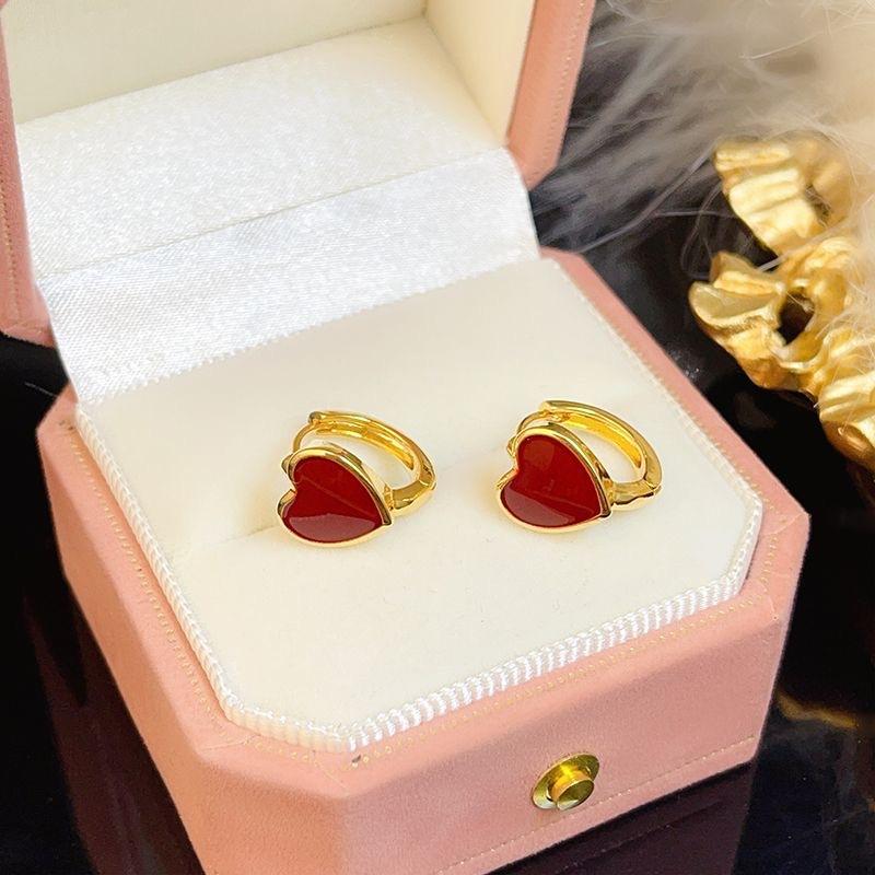 French Retro Burgundy Love Earrings Niche Design Ear Buckle Personality Women's Cold Fashion Earrings