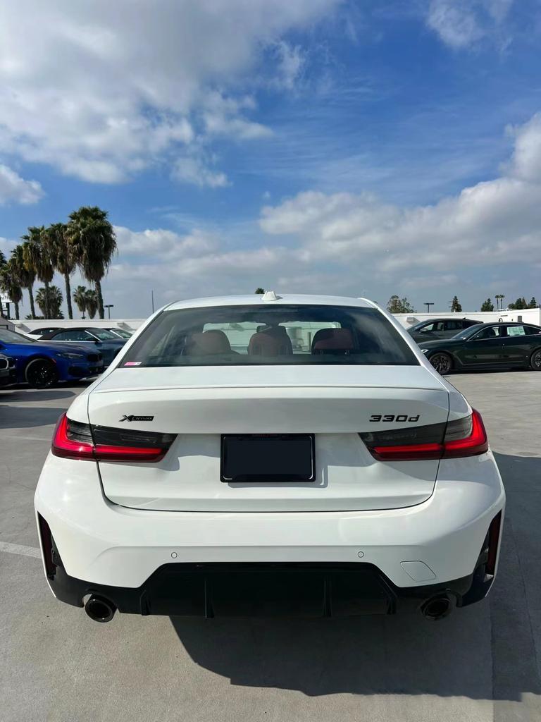 Глянцевая черная наклейка с эмблемой автомобиля для серии 3 E90 E91 E92 F30 F31 F34 G20 G21