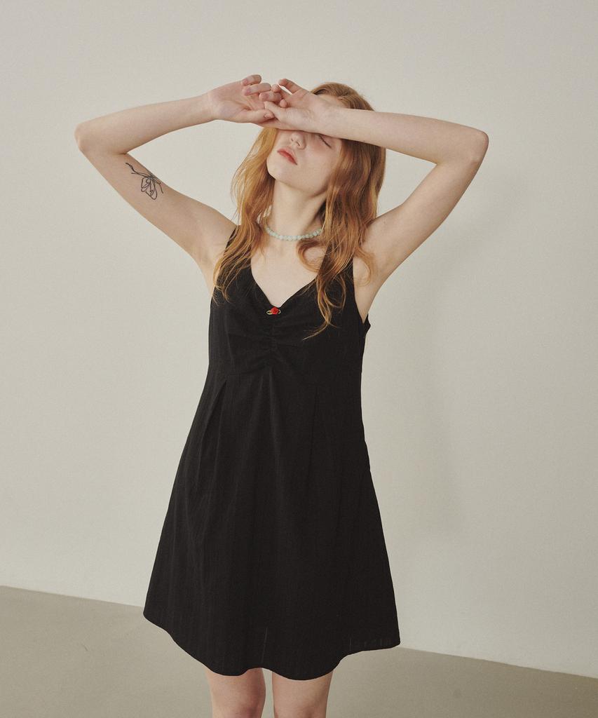 Melly And Rose Rose Embroidery Mini Dress (315299)_Black