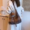 Large-capacity Plaid Bag Women's Autumn and Winter New Work Commuter Shoulder Bag Niche Retro Messenger Bag