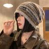 Ретро Полосатая Плюшевая Шапка с Ворсом для Женщин на Осень и Зиму Теплая Универсальная Большой Окружности Головы Подчеркивающая Лицо Маленькая Вязаная Шапка Трендовая