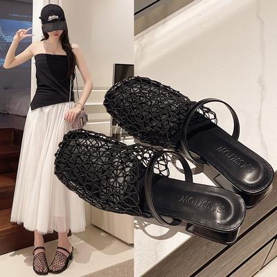 Летняя мода 2025 повседневные женские дышащие черные плетеные туфли с полым квадратным носком, нишевые шлепанцы на танкетке