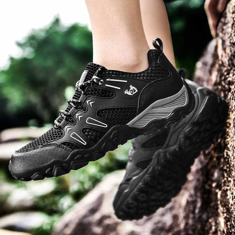 Spring and Summer Breathable Mesh Shoes New Casual Sports Shoes Outdoor Hollow Wear-resistant Non-slip Mountaineering Shoes Travel Shoes