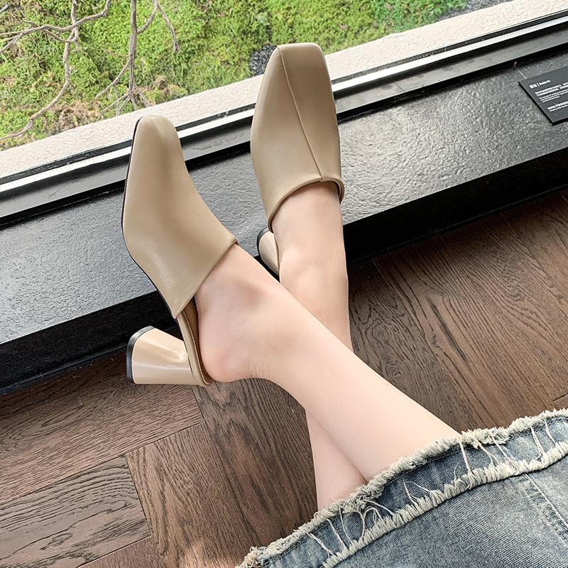 Модные Удобные Женские Шлепанцы на Толстом Каблуке Сексуальные С Закрытым Носком Слипоны Женские Туфли на Высоком Каблуке Большие Размеры 35-43 Для Отдыха на Открытом Воздухе Весна/Осень