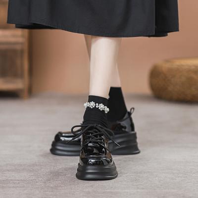 Невысокий мужчина увеличивает рост толстоподошвенные весенние новые лакированные маффины одинарные туфли женские на шнуровке маленькие кожаные туфли