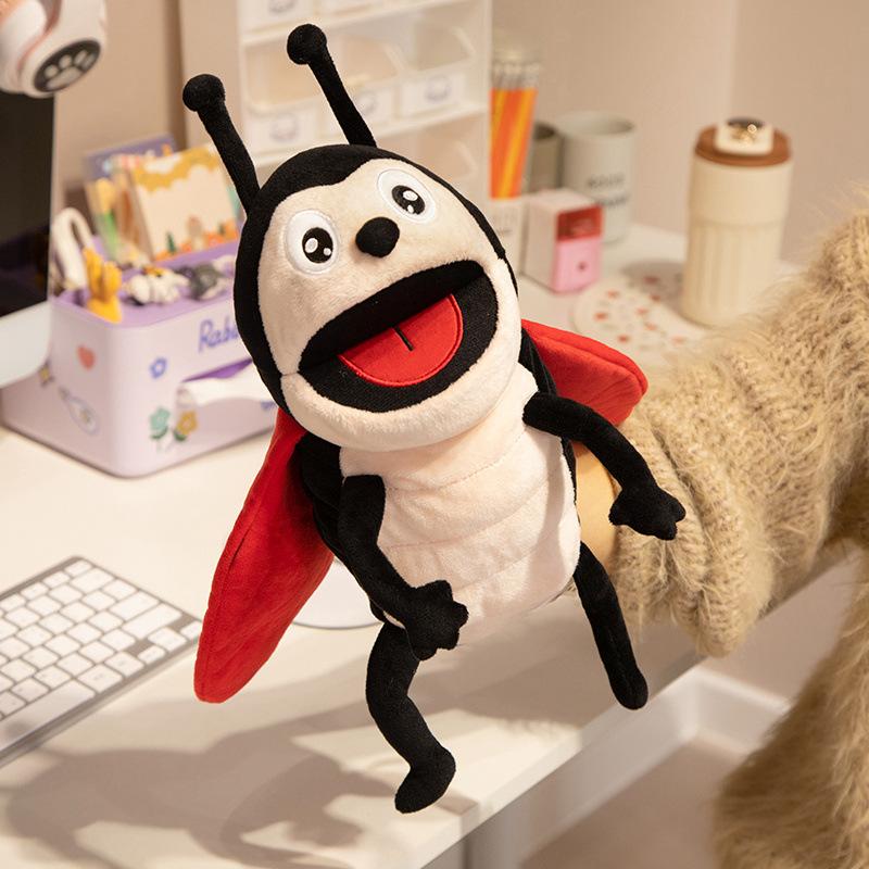 Realistic Insect Hand Puppet Toys Butterfly Bee Cartoon Animal Finger Puppet Ventriloquist Performance Prop Plush Toy Gift