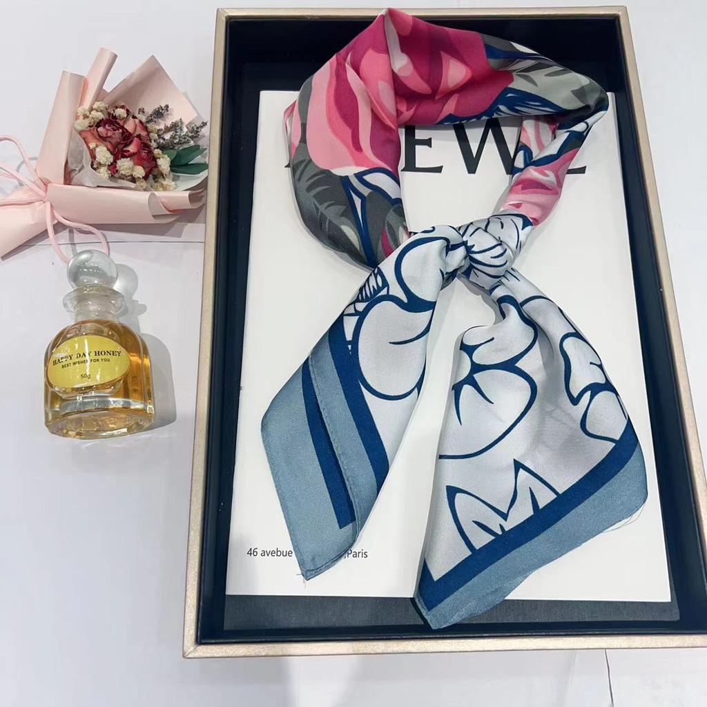 Шелковый шарф женский модный универсальный высокий смысл 70 квадратный шарф защита шеи шарф ретро шарф сумка