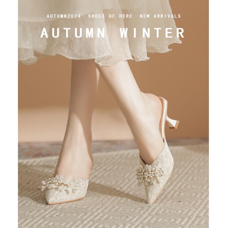 Туфли-лодочки со стразами, бантиком, острым носком, на тонком высоком каблуке, женские, с мелким вырезом, не утомляют ноги, летние новые босоножки с открытой пяткой, женские