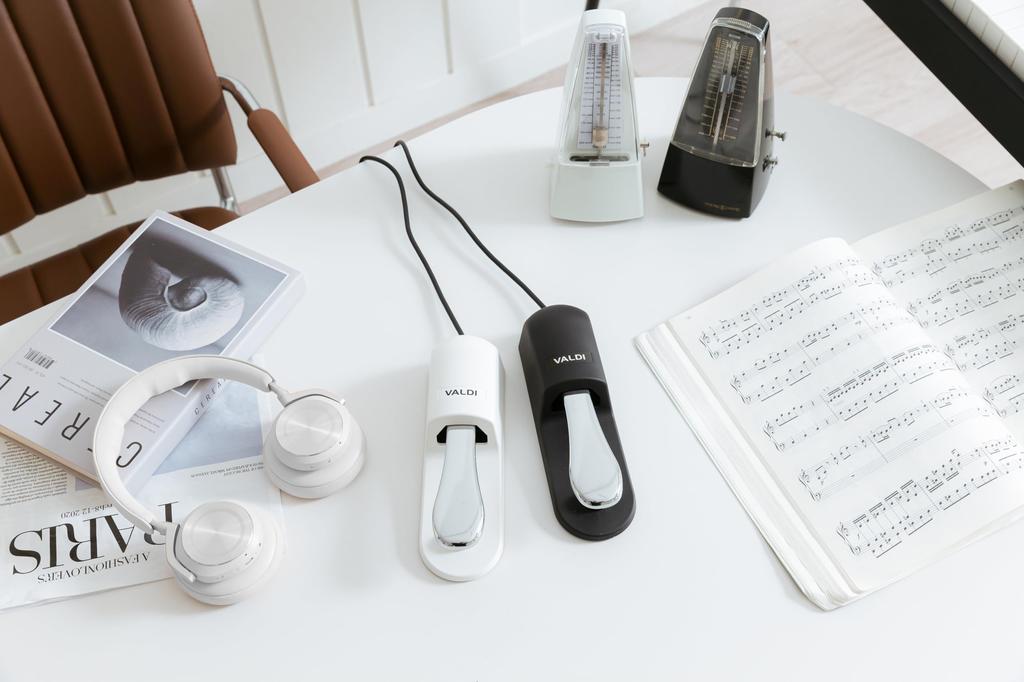 VALDI Sustain Pedal Red Универсальная педаль для цифрового MIDI и синтезаторов Переключатель преобразования для всех марок Удлинительный кабель BP-3 - Клавиатуры, фортепиано,