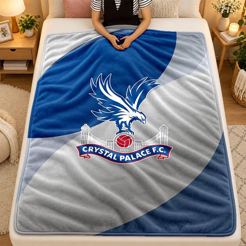 Flannel BlanketCrystal Palace Football Warm Soft Throw Blanket for Indoor Sofa Bed Living Room Use