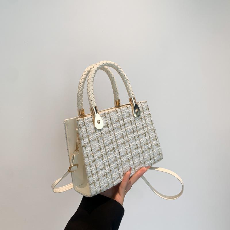 Популярные сумки этого года женские сумки 2025 лето новая мода корейская версия красивая текстура на плечо через плечо маленькая квадратная сумка