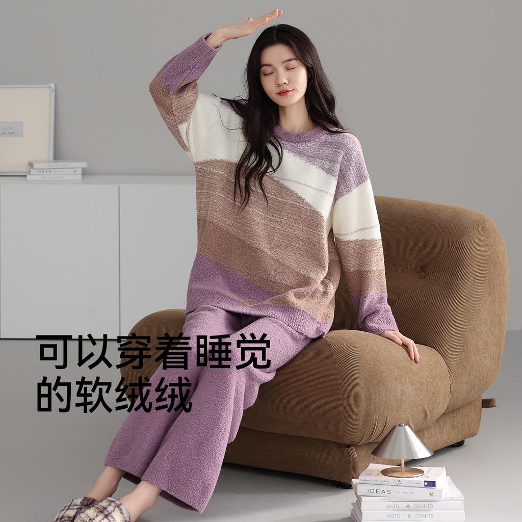 Пижама из полуфлиса женская зимняя флисовая утолщенная из кораллового флиса для сохранения тепла, осенью и зимой можно носить мягкий костюм для дома
