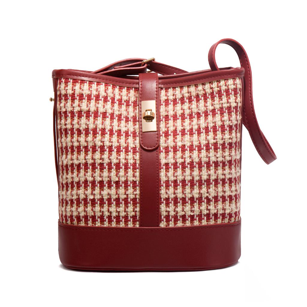 Houndstooth pattern niche design large-capacity underarm bucket bag for women 2024 birthday gift red bridal wedding bag