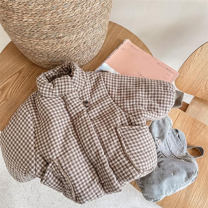 Зимнее утолщенное хлопковое пальто для девочек с длинным рукавом и круглым вырезом в клетку