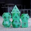 Набор из 7 зеленых полиэдрических костей Dungeons & Dragons из протеинового кристалла