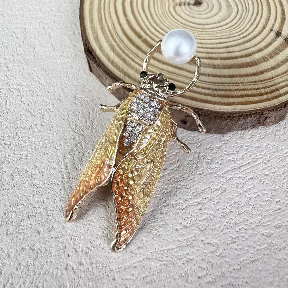 Ручная работа, капающие маслом насекомые Yiming Amazing Golden Cicada Кардиган Куртка Брошь Cicada Унисекс Аксессуары Модная булавка