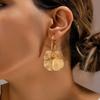 Женские серьги 3D-дизайн с объемным полым цветком. Подходят для повседневного ношения и отпуска.