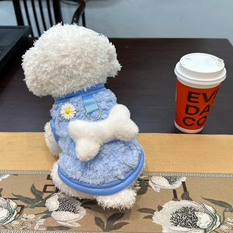 Dog cat clothes winter vest pet clothes warm cute cartoon Bigbear teddy puppet pet clothes