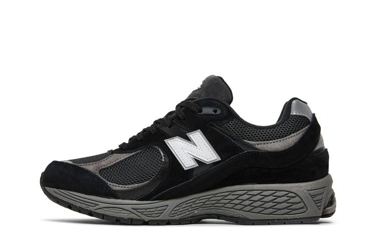New Balance 2002R Черный Темно-серый Белый
