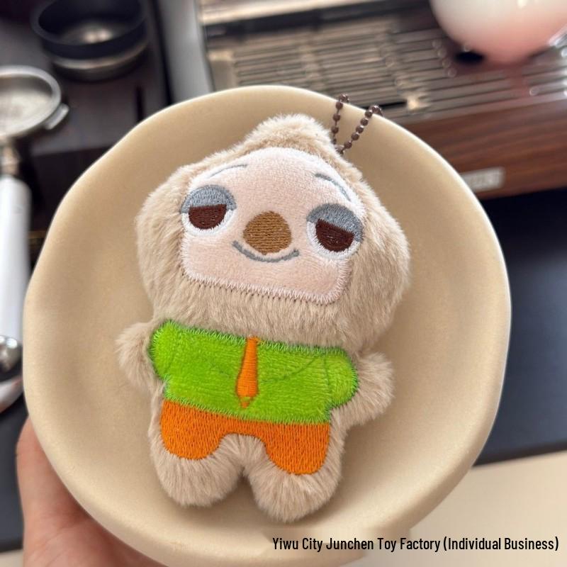 Street Stall Plush Toys: Cute Squeaky Dolls, Talking Dolls, Toss Dolls, and Pendants