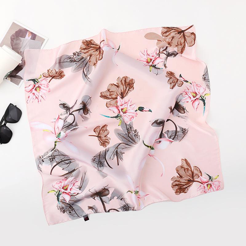Spring/Summer New Women'S Silk Scarf 70 * 70cm Simulated Silk Twill Square Scarf Fashion Printed Large Square Scarf Professional Scarf