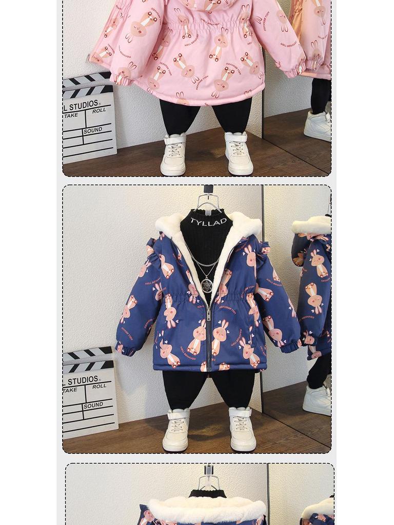 Стильное зимнее бархатное пальто 2024 года для девочек младшего возраста - теплая верхняя одежда с хлопковой подкладкой