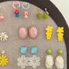 Лесная история: Серьги-гвоздики с контрастными цветами в сладком стиле для женщин – Свежие, Модные, Легкий Люкс