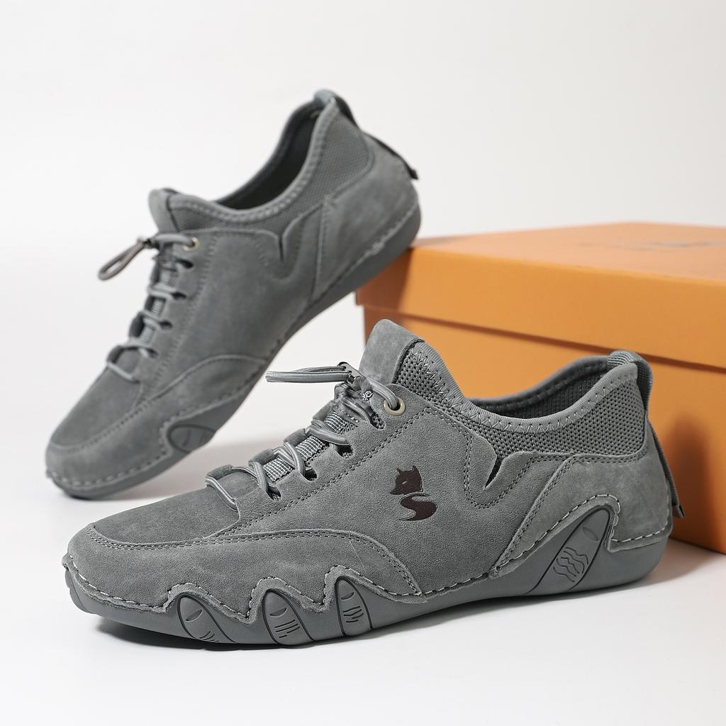 Large Size Women's Shoes Outdoor Casual Shoes Autumn and Winter First Layer Leather Shoes Sports Shoes Fox Shoes