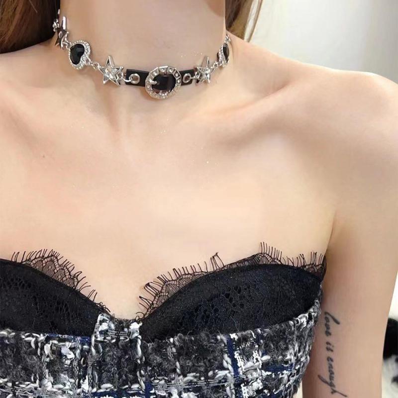 Винтажное ожерелье-чокер со звездой и сердцем для женщин, модное ожерелье-чокер со стразами, Y2K цепочка для ключицы, аксессуары, подарок