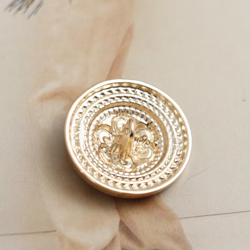 6pcs Relief Floral Golden Black Round Metal Luxury Sewing Button For Clothing Accessory Handmade DIY Material Coat Decoration