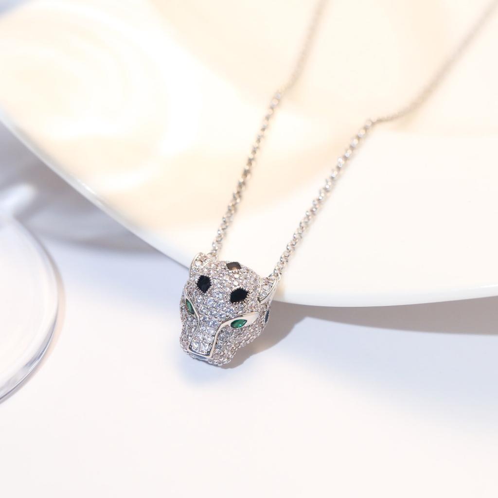 Ожерелье с головой леопарда, усыпанное камнями, изготовлено с высокой точностью, идеально подходит для подарка и повседневной носки, сделано из гипоаллергенного материала