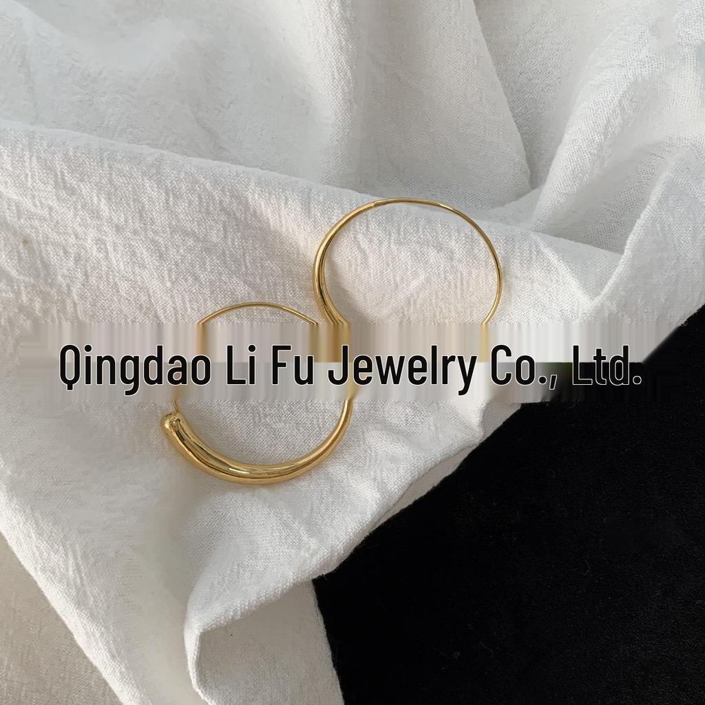 Elegant French Retro Circle Earrings - High-Quality Texture and Timeless Fashion