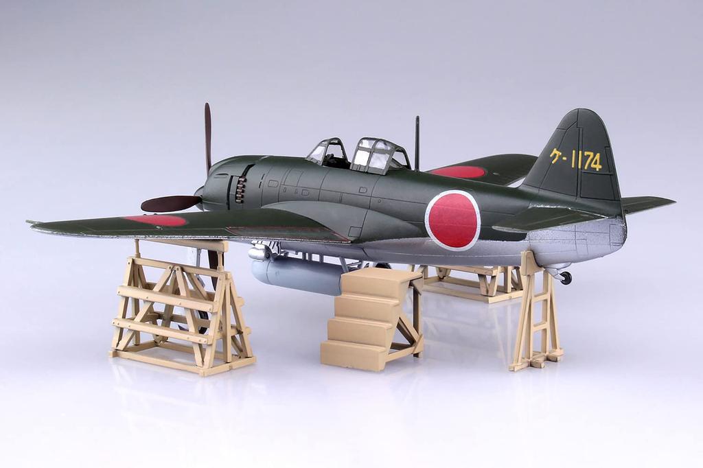 Пластиковая модель самолета AOSHIMA Shiden Type 11 Otsu, цветное литье 1/72 № 8 N1K1-Jb