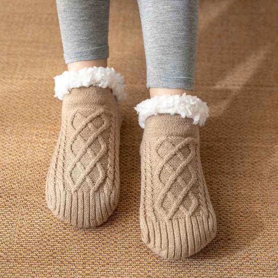 Couple Socks Fashion Pattern Keep Warm Washable Non Slip Knitting Floor Socks for Home