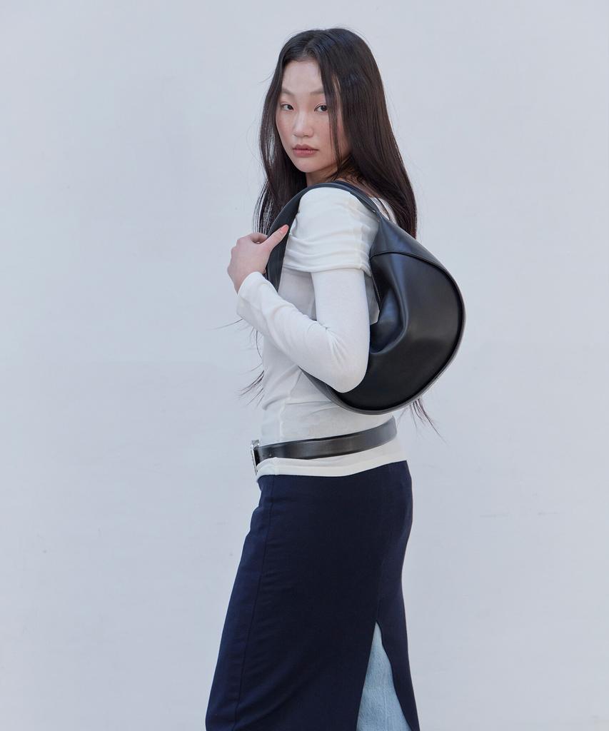 Haveawhale Fortune Hobo Bag (Bk)