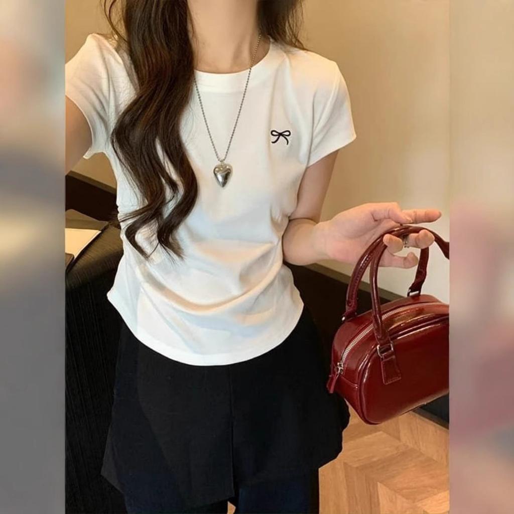 Design Sense Waist-hugging Pure and Sexy Shoulder-style White T-shirt for Women In Spring and Summer Slim Short Flying Sleeve Top