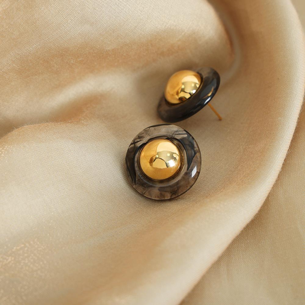 Новые китайские серьги Майяра с индивидуальным темпераментом Niche Temperament Copper Material Resin Earrings Tide