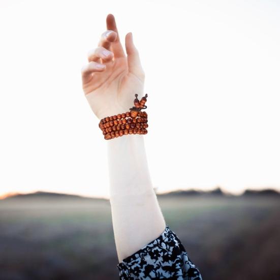 Bracelet Wooden Bead Bracelet Stress Relief Fake Sandalwood Buddhist Buddha 4-Layer Wrist Chain Men Women Bracelet Bangles