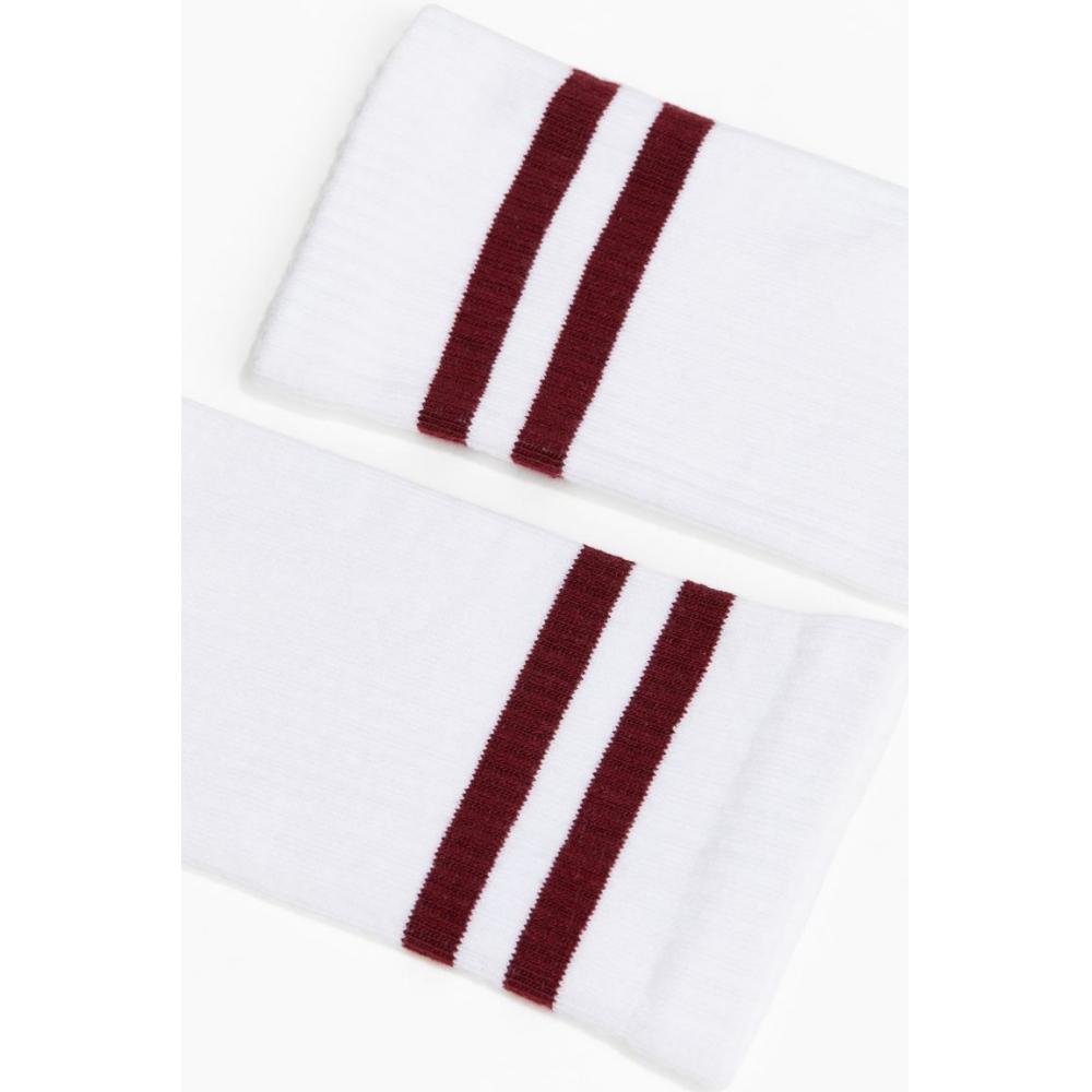 Носки HM белые в полоску бордового цвета