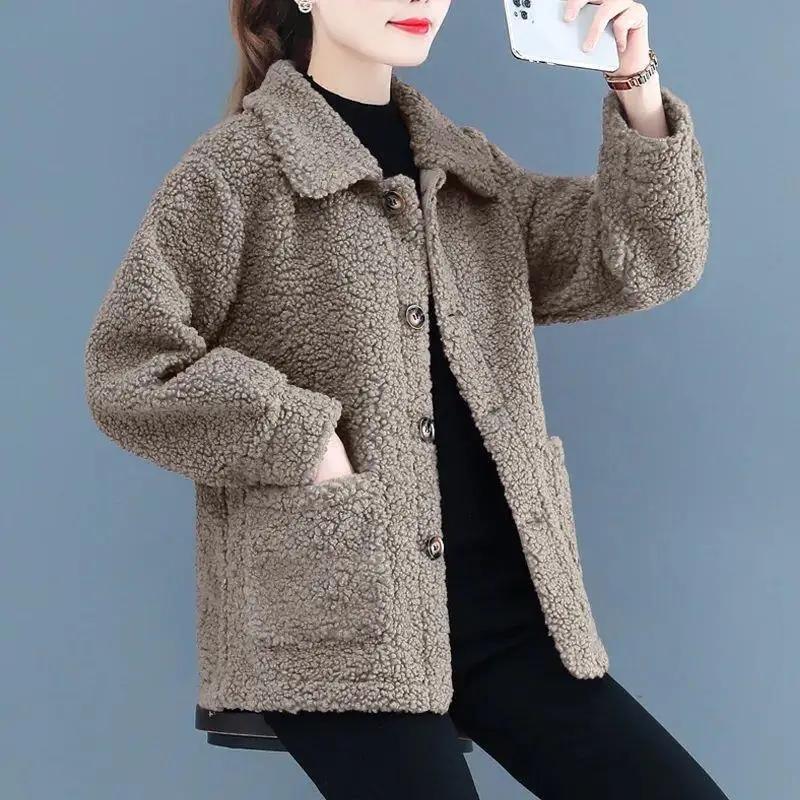 Женская короткая куртка из ягнячьего вельвета с флокированием в виде частиц, осенне-зимний стиль, для мамы среднего возраста, утепленная верхняя одежда, пальто-кардиган