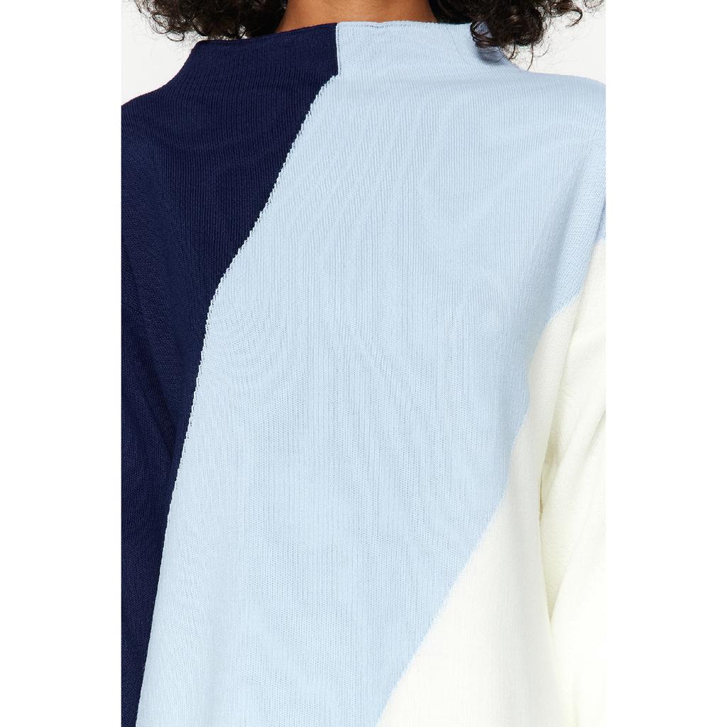 Темно-синий трикотажный свитер с высоким воротником и блокировкой цвета Tctaw24ak00006