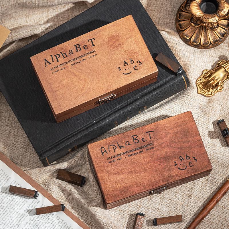 Набор декоративных штампов в стиле ретро с английскими буквами и цифрами в деревянной коробке, 30/42/70 штук
