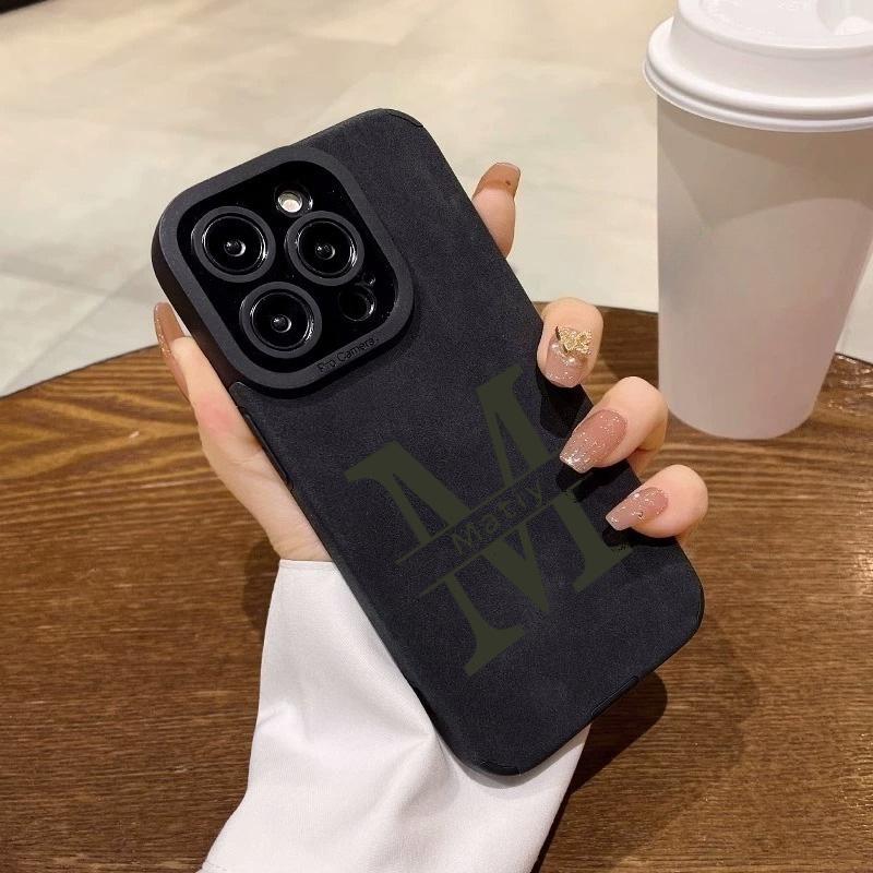 Персонализированный Чехол с Именем из Кожи и Силикона Для iPhone 17 Air 16 15 14 13 12 11 7 Pro Max 16E Plus XR XS Max Ударопрочный Чехол