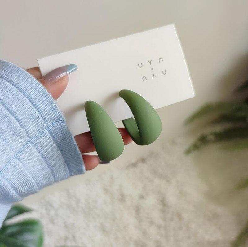 Серьги-кольца из матового серебра 925 пробы в корейском стиле в карамельных тонах для женщин