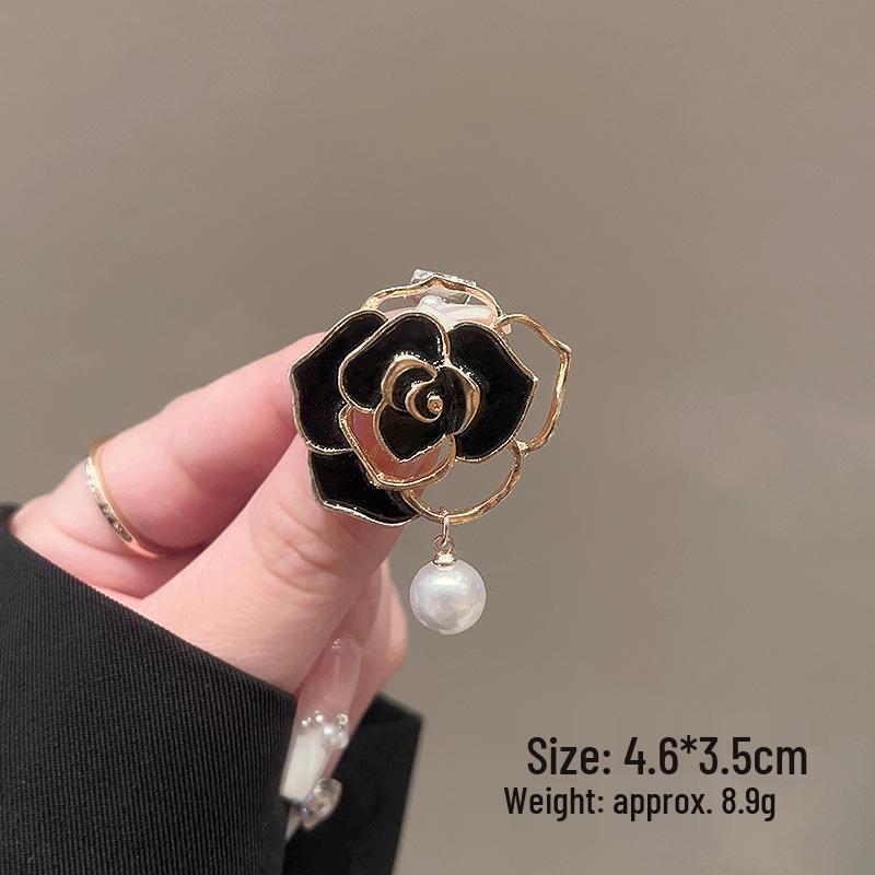 Exquisite Butterfly & Rose Camellia Brooch - Elegant Flower Corsage for Women's Suit Coats