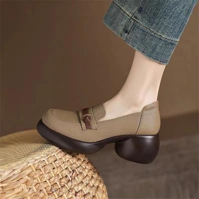 Ретро туфли на толстой подошве из маленькой кожи женские лоферы на толстом каблуке 2025 новая осень ленивые туфли-одиночки на высоком каблуке из мягкой кожи