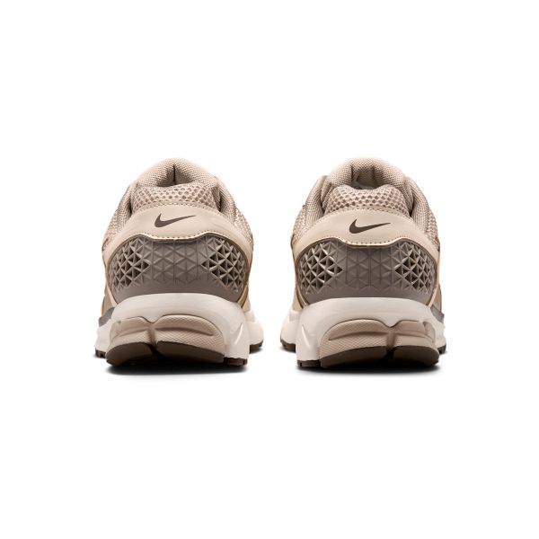 Nike Кроссовки мужские Nike Zoom Vomero 5 Desert Khaki Classic Olive Dark Hazel Tan Light-Khaki FB9149-201