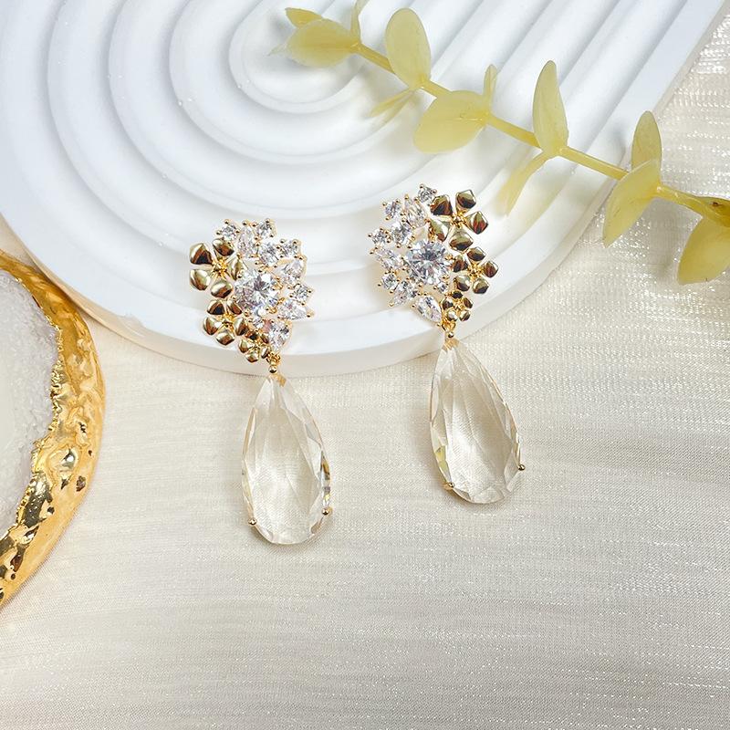 SUYU Летние женские серьги с рисунком волн воды и инкрустацией цирконием в минималистском дизайне, модные универсальные серьги с медным покрытием