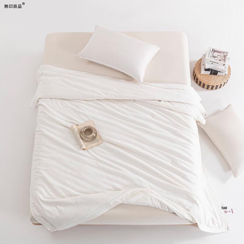Одеяло из тутового шелка Muji «Четыре сезона»
