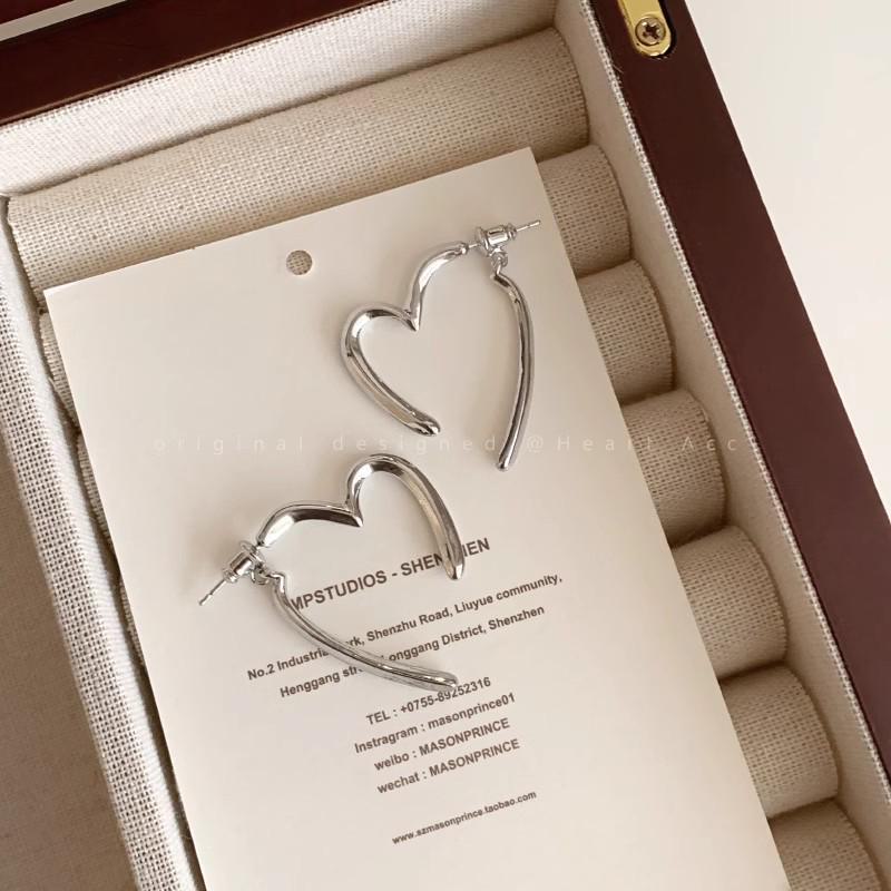 Серебряные корейские серьги-кресты в форме сердца S925 - простой, элегантный, холодный стиль